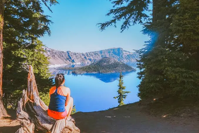 Best Volcano Hiking United States: Summit Trails & Geothermal Routes