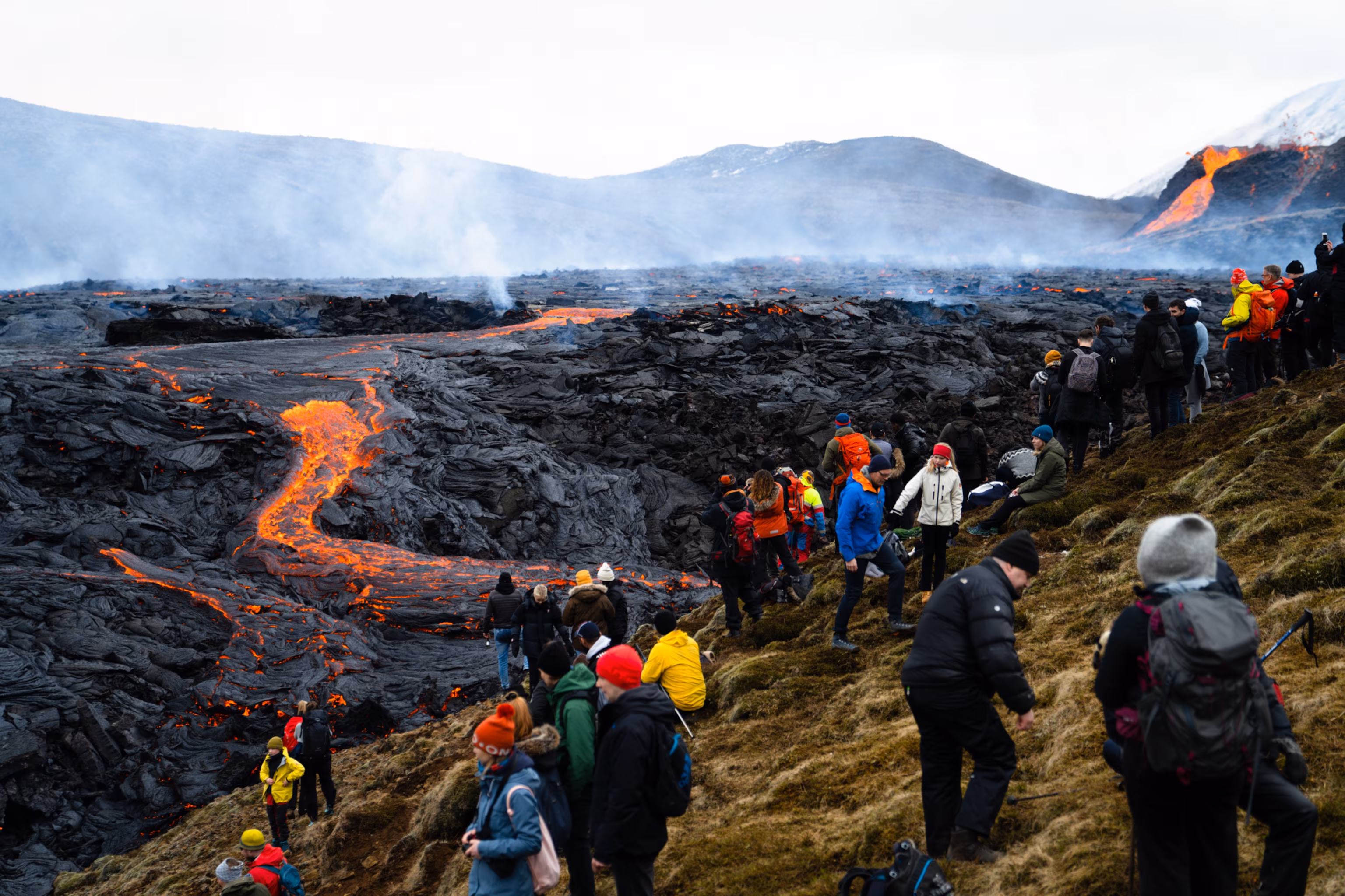 How to Avoid Volcano Tour Risks: Field Protocols & Safety Analysis
