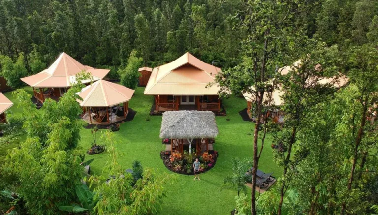 Luxury Volcano Resorts USA: Architectural Lodges & Geothermal Spas